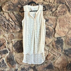 Cream Sleeveless Lace Tunic